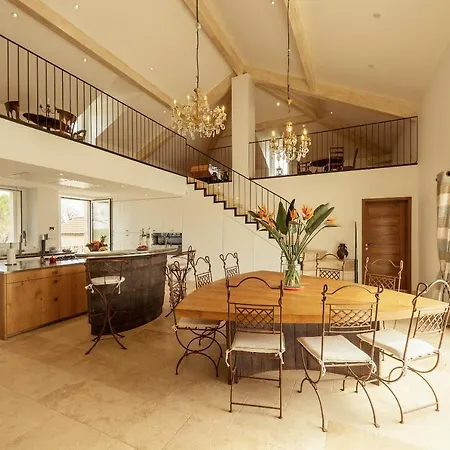 Aux Truffes De Combecave Mauroux (Lot)