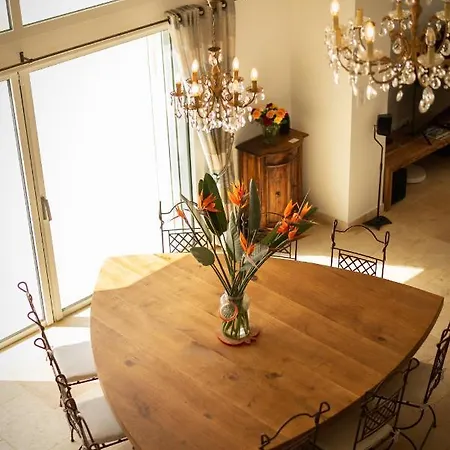 Aux Truffes De Combecave Bed & Breakfast Mauroux (Lot)