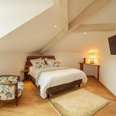 Aux Truffes De Combecave Bed & Breakfast Mauroux (Lot)