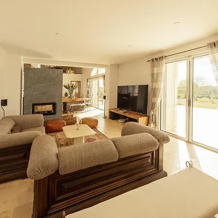 Bed & Breakfast Aux Truffes De Combecave Mauroux (Lot)