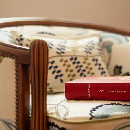 Aux Truffes De Combecave Bed and breakfast