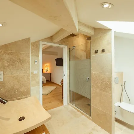 Bed & Breakfast Aux Truffes De Combecave Mauroux (Lot)