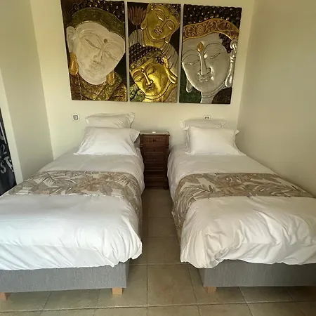 Bed & Breakfast Aux Truffes De Combecave *